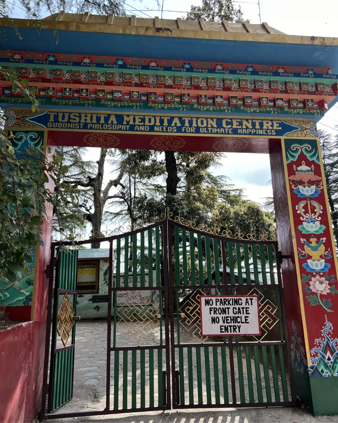 Tushita meditation center